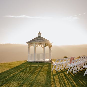 Fairview Crystal Springs - This is why I choose Fairview Crystal Springs - Venues & Event Spaces Near Me - Burlingame, California Fairview Crystal Springs - This is why I choose Fairview Crystal Springs - Venues & Event Spaces Near Me - Burlingame, California