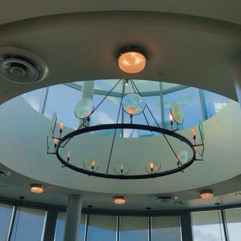Lighthouse - Interior - Breakfast & Brunch Near Me - Newport Beach, California