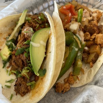 Kesos Tacos - Chicken Fajita and Puerco Rojo - Tacos Near Me - Austin, Texas Kesos Tacos - Chicken Fajita and Puerco Rojo - Tacos Near Me - Austin, Texas
