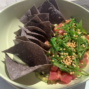 Arlo Wynwood - Tuna guac - Hotels Near Me - Miami, Florida Arlo Wynwood - Tuna guac - Hotels Near Me - Miami, Florida