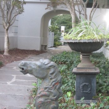 King Street charleston - Local Flavor Near Me - Charleston, South Carolina King Street charleston - Local Flavor Near Me - Charleston, South Carolina