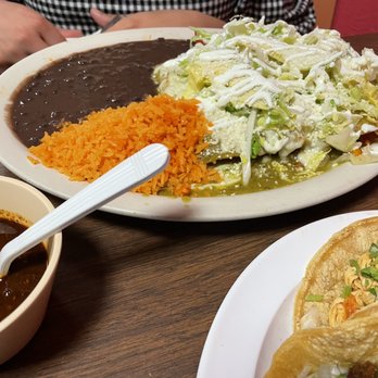 El Paisano Mexican Restaurant - Vegetable Enchiladas - Mexican Near Me - Pittsburgh, Pennsylvania El Paisano Mexican Restaurant - Vegetable Enchiladas - Mexican Near Me - Pittsburgh, Pennsylvania