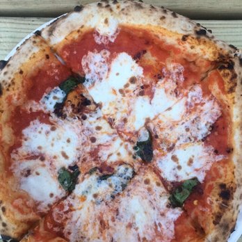 Roberta's - Bee sting pizza - Pizza Near Me - Culver City, California