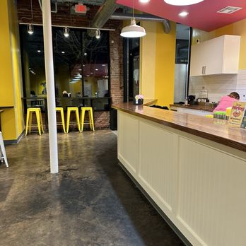 Roxy’s Ice Cream Social - Inside view - Ice Cream & Frozen Yogurt Near Me - Oklahoma City, Oklahoma