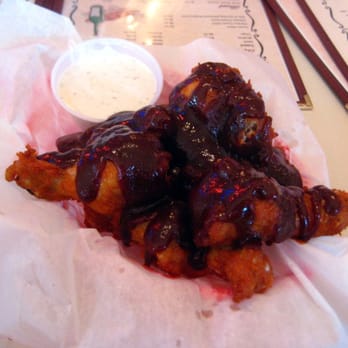 Red Devil Pizza - BBQ chicken wings - Pizza Near Me - Covina, California