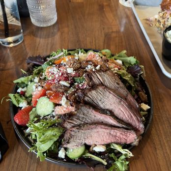 Craft by Smoke & Fire - Pasadena - delicious steak salad - Barbeque Near Me - Pasadena, California Craft by Smoke & Fire - Pasadena - delicious steak salad - Barbeque Near Me - Pasadena, California