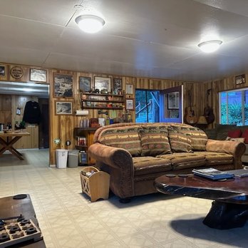 Marial Lodge - Main Lodge - Hotels Near Me