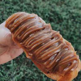 Dulce de Leche Eclair- IG SibFoodie Dulce de Leche Eclair- IG SibFoodie