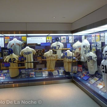 Yankee Stadium - Stadiums & Arenas Near Me - Bronx, New York