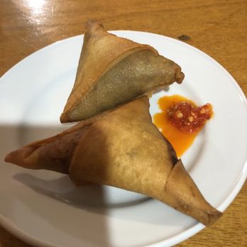 Cantinho do Aziz - Samosa - African Near Me - Lisbon, 11