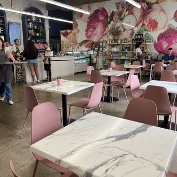 Lux Sucre Desserts - Seating - Desserts Near Me - Wilsonville, Oregon