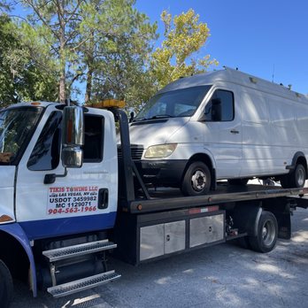 Tiki’s Towing - VAN TOW - Towing Near Me - Jacksonville, Florida Tiki’s Towing - VAN TOW - Towing Near Me - Jacksonville, Florida