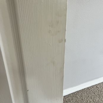 Green Gloss Cleaners - An example of the level of cleanliness that they deemed acceptable to leave uncleaned. I was able to wipe it right off. - Office Cleaning Near Me Green Gloss Cleaners - An example of the level of cleanliness that they deemed acceptable to leave uncleaned. I was able to wipe it right off. - Office Cleaning Near Me