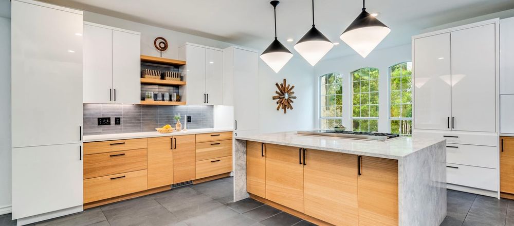 Slide of Renaissance Contracting