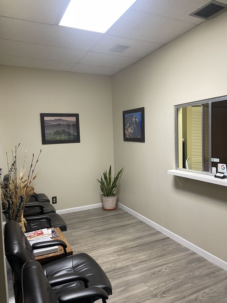 BRIAN EDWARDS, DC PA Updated September 2024 24 Photos 9825 W