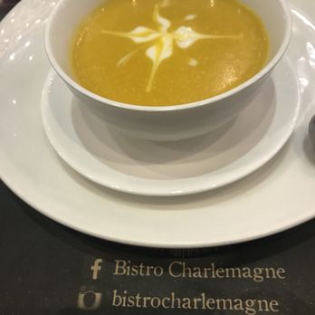 Bistro Charlemagne - Bistros Near Me - Santa Rosa, LAG