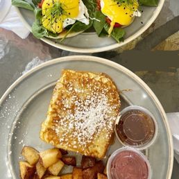 Stuffed French Toast & f Florentine Eggs Benedict Stuffed French Toast & f Florentine Eggs Benedict