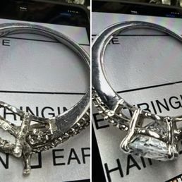 Ring, how it came in (left) versus how I picked it up (right) Ring, how it came in (left) versus how I picked it up (right)