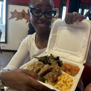 5 Star Wings - Sunday Special - wings, mac and cheese, greens and yams - Chicken Wings Near Me - Kankakee, Illinois