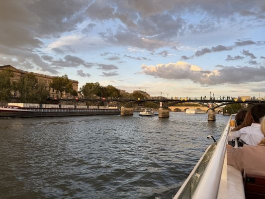 Vedettes du Pont Neuf by null