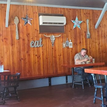 138 Grill - Cute decor - American Near Me - Glide, Oregon 138 Grill - Cute decor - American Near Me - Glide, Oregon