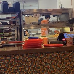 Popeyes Louisiana Kitchen - Not enough people on shift!!!!