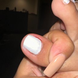 My toe was bleeding & they didn't even paint my entire nail