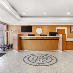 Best Western Plus Country Park Hotel - Front Desk