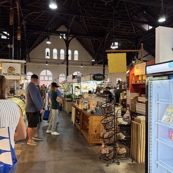 Lancaster Central Market - Farmers Market Near Me - Lancaster, Pennsylvania Lancaster Central Market - Farmers Market Near Me - Lancaster, Pennsylvania