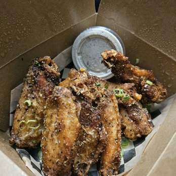 Angry Line Cook - Dry rub wings - Food Trucks Near Me - Saint Paul, Minnesota Angry Line Cook - Dry rub wings - Food Trucks Near Me - Saint Paul, Minnesota