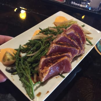 Taps & Apps - Seared Ahi with Sea Asparagus and a Soy Vinaigrette - New American Near Me - Mililani, Hawaii