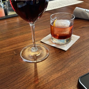 Singletree Heritage Kitchen - Pinot Noir wine and old fashioned - New American Near Me - Waynesville, North Carolina