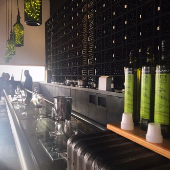 Aha Baja Wine Tours - Wine Tours Near Me - San Diego, California