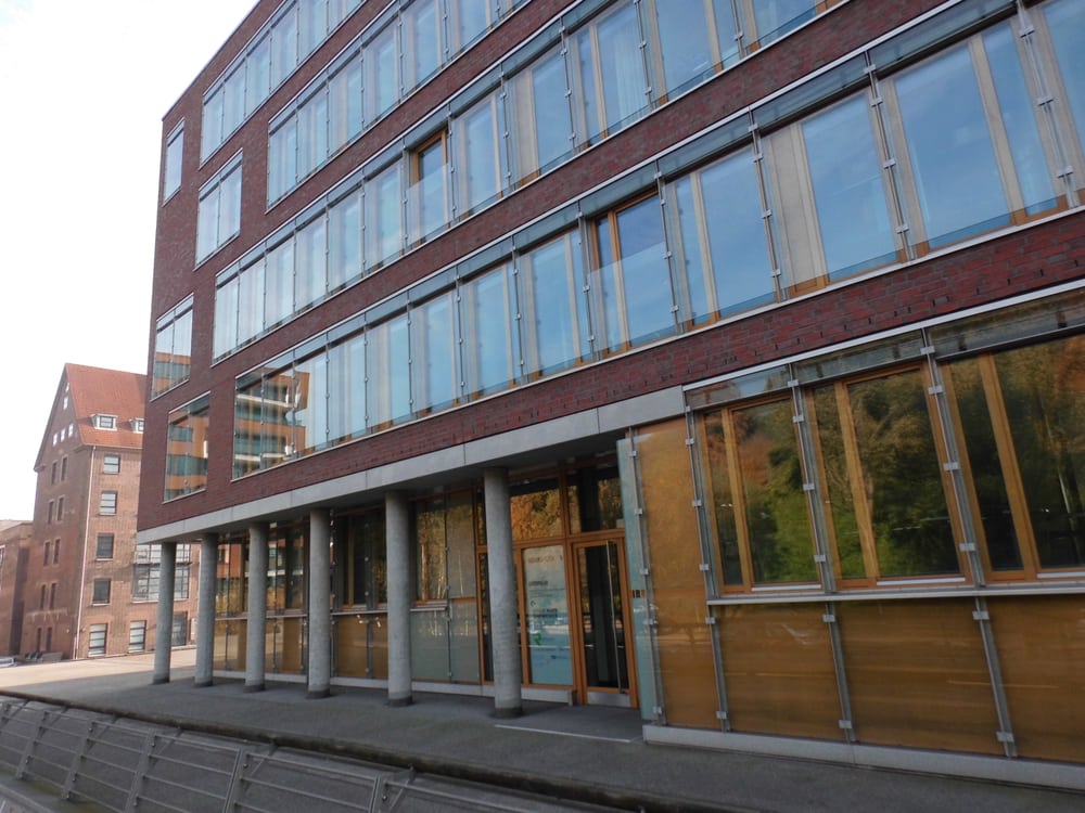 CATERPILLAR MOTOREN Neumühlen 9, Hamburg, Germany Phone Number Yelp