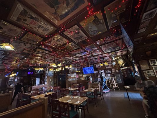 Azteca Restaurant & Lounge by null