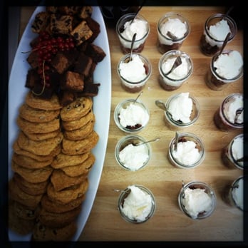 Feast - Fortuna's Table - Caterers Near Me - Berlin, BE
