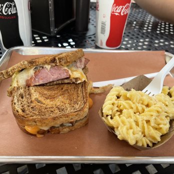 Split Rail Eats - Sandwiches Near Me - Gatlinburg, Tennessee Split Rail Eats - Sandwiches Near Me - Gatlinburg, Tennessee