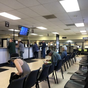 DMV - Auburn - Seating area. - Departments of Motor Vehicles Near Me - Auburn, California DMV - Auburn - Seating area. - Departments of Motor Vehicles Near Me - Auburn, California