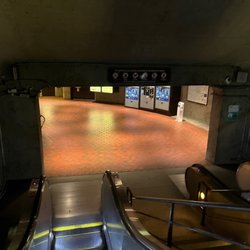Clarendon Metro Station