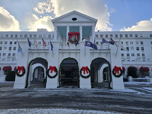 The Greenbrier by null