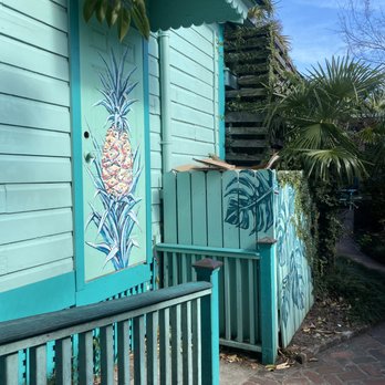 Huriyali - exterior courtyard area - Juice Bars & Smoothies Near Me - Charleston, South Carolina Huriyali - exterior courtyard area - Juice Bars & Smoothies Near Me - Charleston, South Carolina