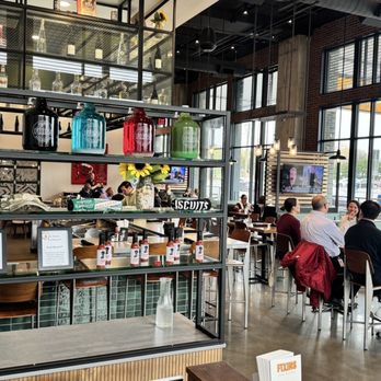 FIXINS SOUL KITCHEN - Updated April 2025 - 513 Photos & 227 Reviews