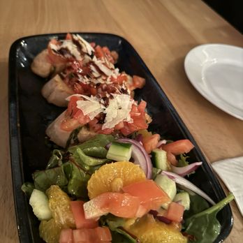 RedRocks Neapolitan Bistro - Bruschetta - Pizza Near Me - Alexandria, Virginia RedRocks Neapolitan Bistro - Bruschetta - Pizza Near Me - Alexandria, Virginia