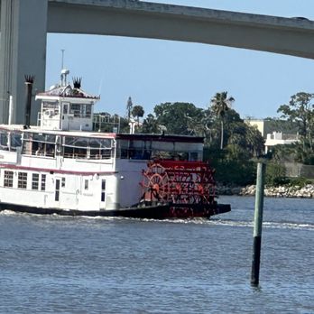 Caribbean Jack's - Paddle boat going by - Caribbean Near Me - Daytona Beach, Florida Caribbean Jack's - Paddle boat going by - Caribbean Near Me - Daytona Beach, Florida