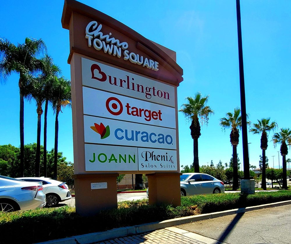 CHINO TOWN SQUARE Updated September 2024 12 Photos 5525