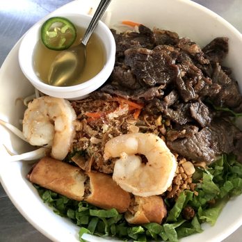 Le Pho - #14 Bun Cha Gio Tom Thit Nuong ( Vermicelli Bowl w/lemongrass steak, shrimp & spring roll ). - Vietnamese Near Me - West Hollywood, California Le Pho - #14 Bun Cha Gio Tom Thit Nuong ( Vermicelli Bowl w/lemongrass steak, shrimp & spring roll ). - Vietnamese Near Me - West Hollywood, California