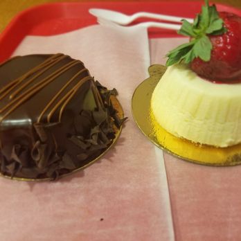 Carlo's Bakery - Bakeries Near Me - Hoboken, New Jersey Carlo's Bakery - Bakeries Near Me - Hoboken, New Jersey