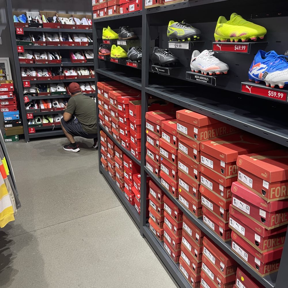 PUMA - Shoe Stores Near Me - Cabazon, California