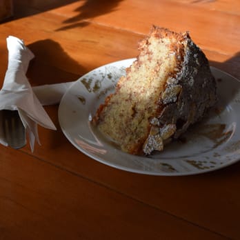 Sweedeedee - Almond cake - Breakfast & Brunch Near Me - Portland, Oregon
