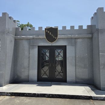 VIP City Tours - St. Louis Cemetery #3 - Historical Tours Near Me - New Orleans, Louisiana VIP City Tours - St. Louis Cemetery #3 - Historical Tours Near Me - New Orleans, Louisiana
